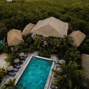 https://the-radhoo-tulum-adults-only.quintano-roohotels.com